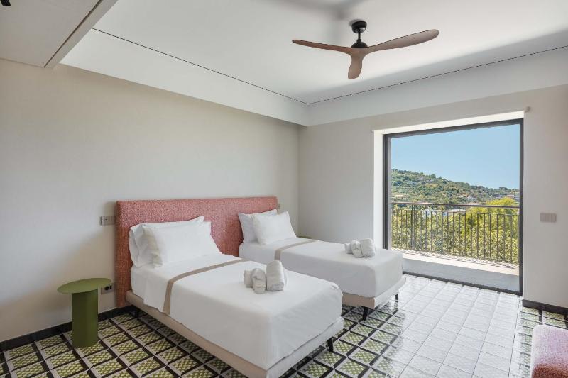 AMORE RENTALS - Villa Cantuccio dei Sogni - image 25
