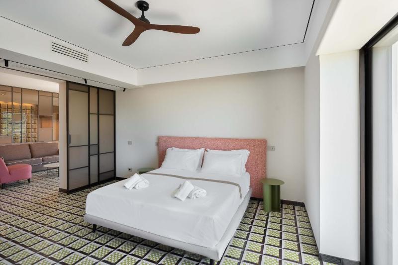 AMORE RENTALS - Villa Cantuccio dei Sogni - image 46