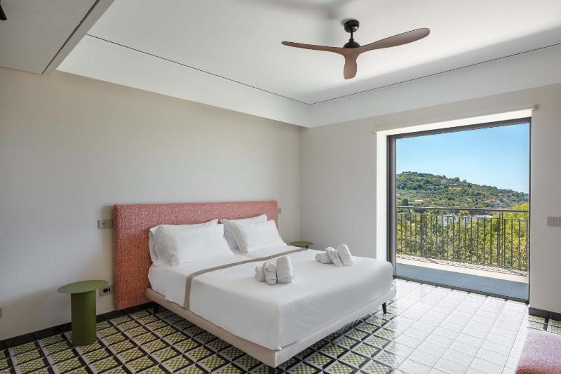 AMORE RENTALS - Villa Cantuccio dei Sogni - image 8