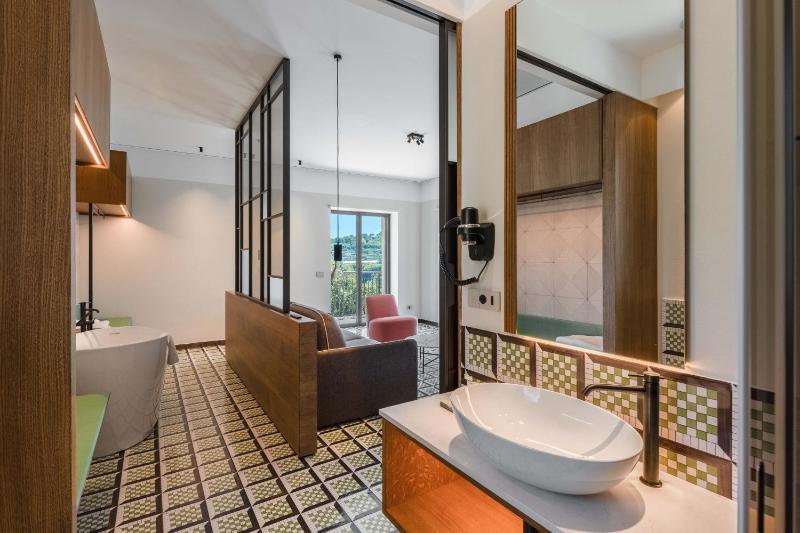 AMORE RENTALS - Villa Cantuccio dei Sogni - image 28