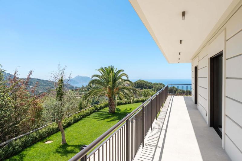 AMORE RENTALS - Villa Cantuccio dei Sogni - image 33