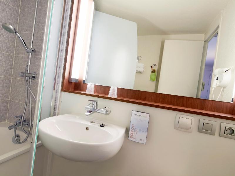New Generation Double Room  image 2