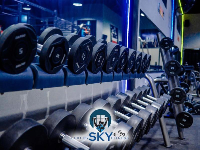 Luxury Sky Group Penthouse With Free Gym & 2 Pools - image 6