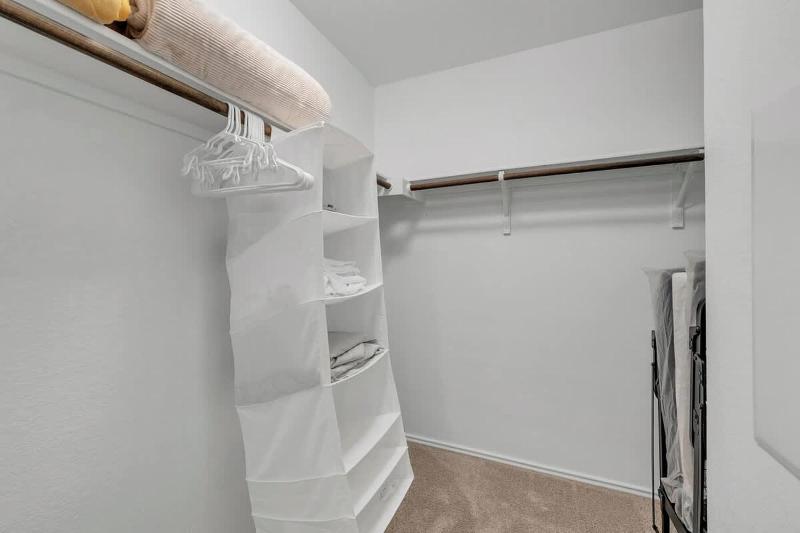 Marbella Lane - 3BR Pristine Home in Austin TX - image 39