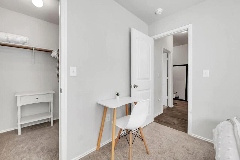 Marbella Lane - 3BR Pristine Home in Austin TX - image 25