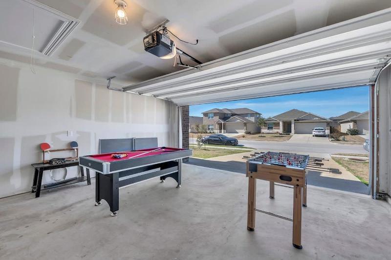 Marbella Lane - 3BR Pristine Home in Austin TX - image 33