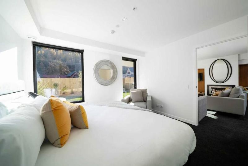 Mara Apartment at the base of Coronet Peak - image 6