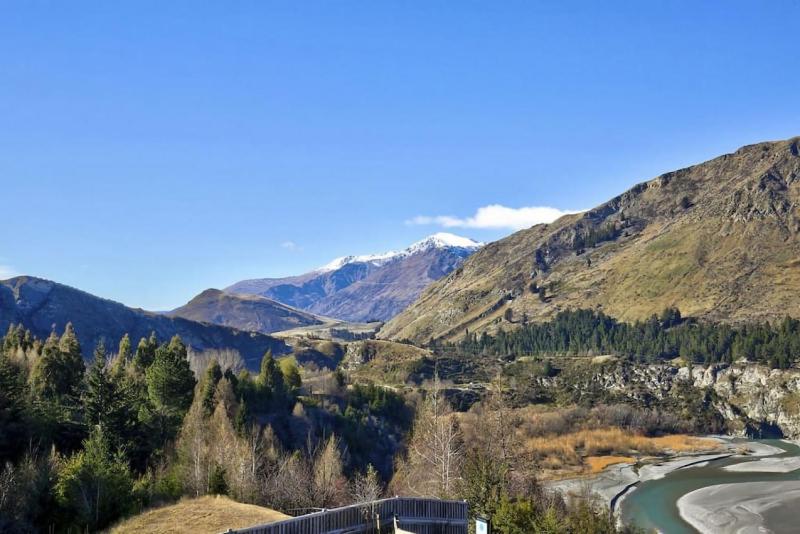 Rihir Apartment at the base of Coronet Peak - image 13