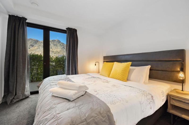 Residence Du Parc - Apt 5 at the base of Coronet Peak - image 10