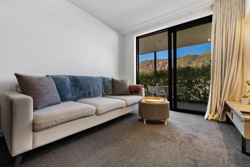 Residence Du Parc - Apt 5 at the base of Coronet Peak - image 3
