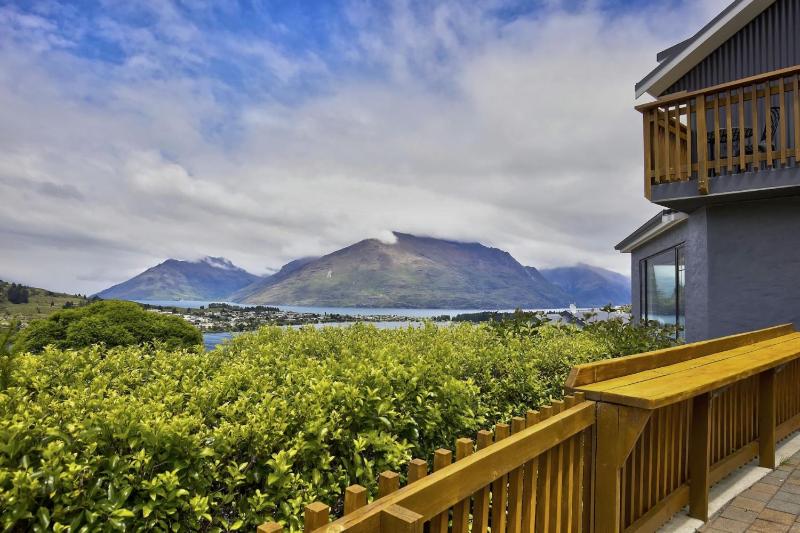 Wonderful On Woodlands - Family friendly home - image 19