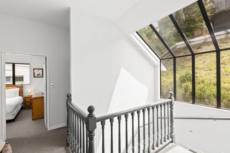 Wonderful On Woodlands - Family friendly home - image 13