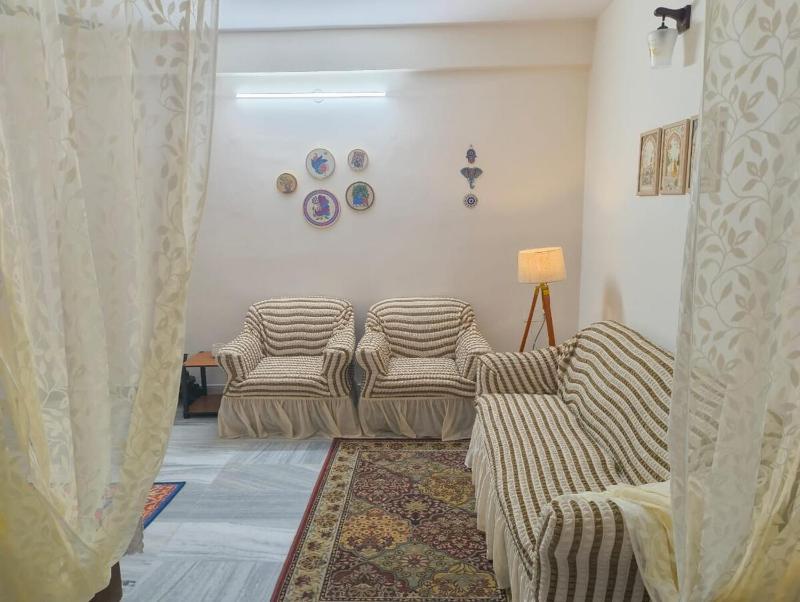 2BHK fully furnished flat at Behala Chowrasta - image 1