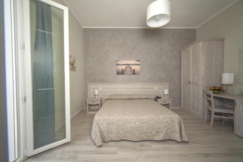 Double or Twin Room with Sea View image 2