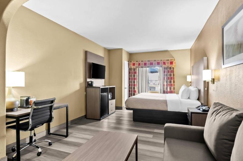 Quality Suites Houston NW Cy-Fair - image 34