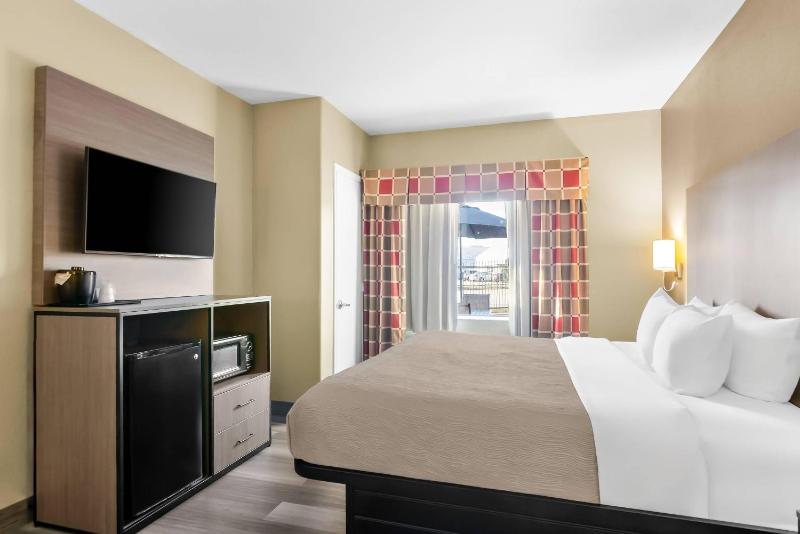 Quality Suites Houston NW Cy-Fair - image 8