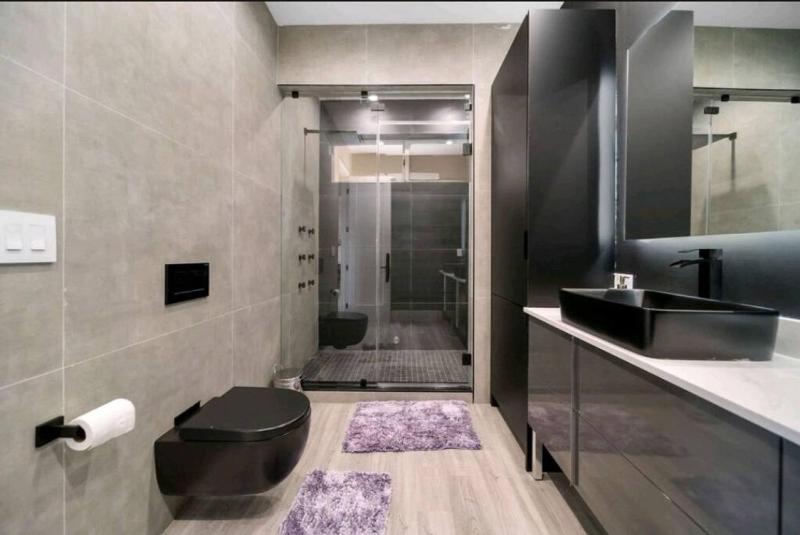 Luxury 3 4 Home in Las Olas with Pool and Hot Tub Near the Beach - image 21