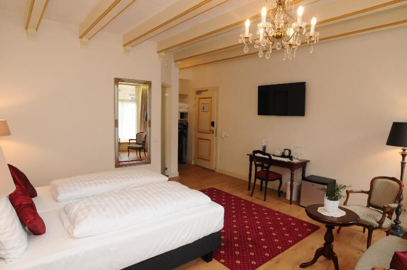 Junior Suite image 4