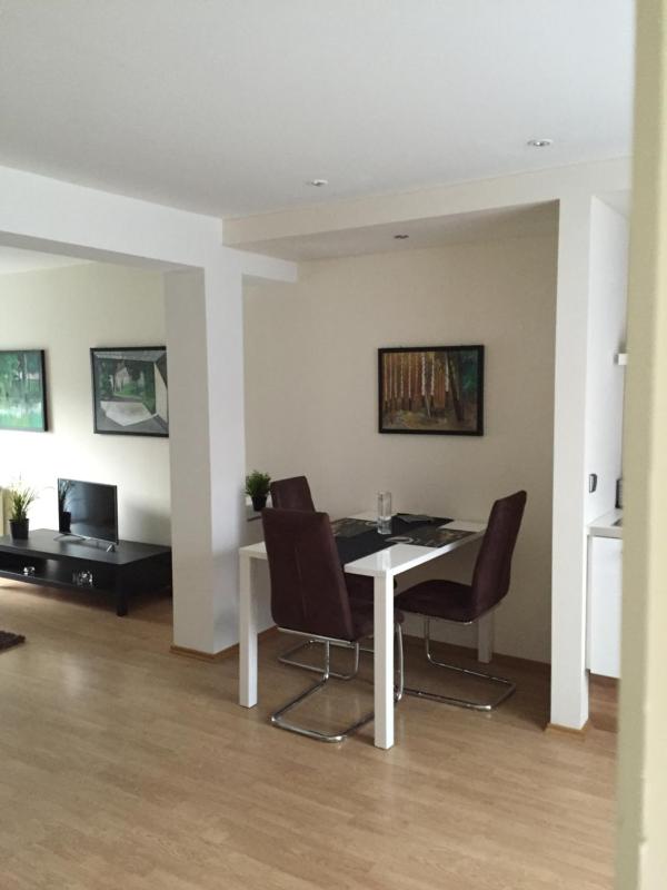 One-Bedroom Suite image 2