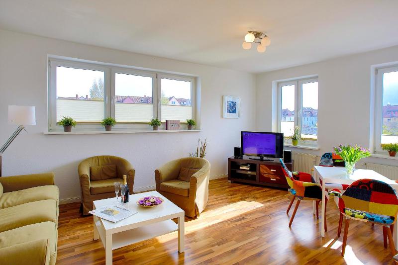 Apartment (4 Adults) Fritz-Reuter-Str. 35 image 1