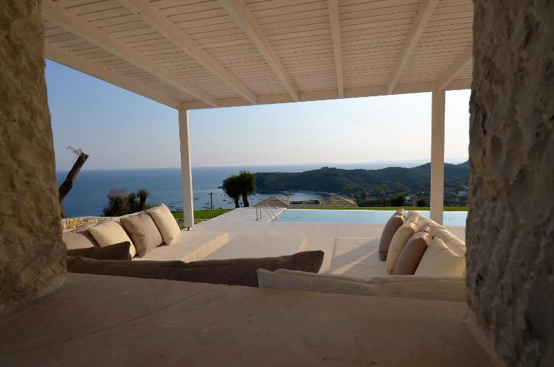 Villa Kira - image 13