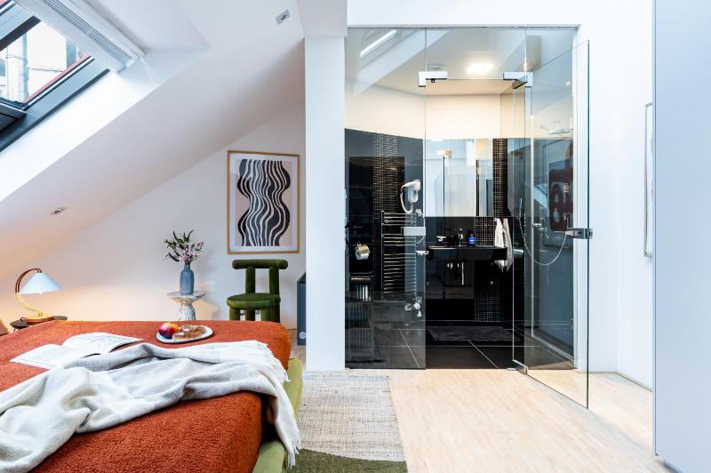 Prague Days - Three Bedroom Apartment with Terrace and AC - image 16