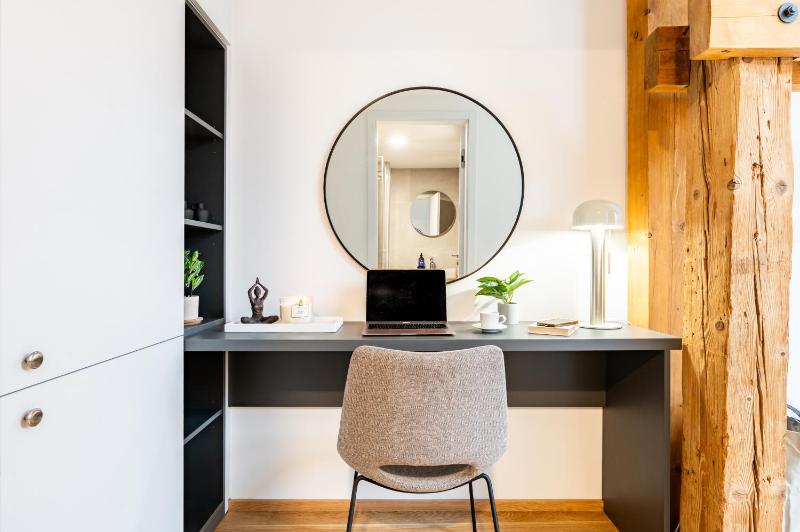Prague Days - One Bedroom Apartment with Garage and Workspace - image 8