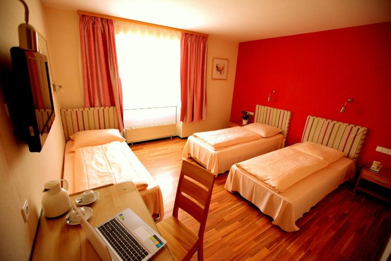 Triple Room image 4