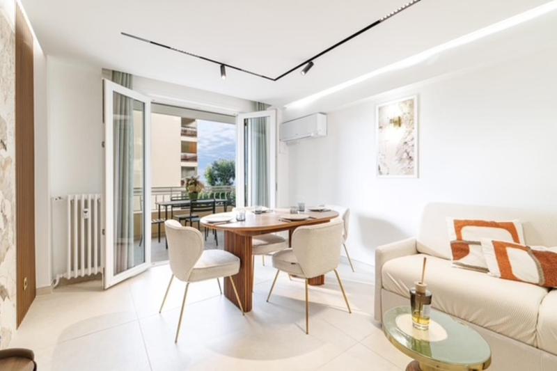 Modern apartment in Cannes 6 people - image 3