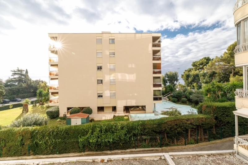 Modern apartment in Cannes 6 people - image 8
