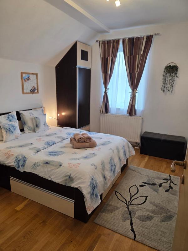 Smiley Apartment - image 15