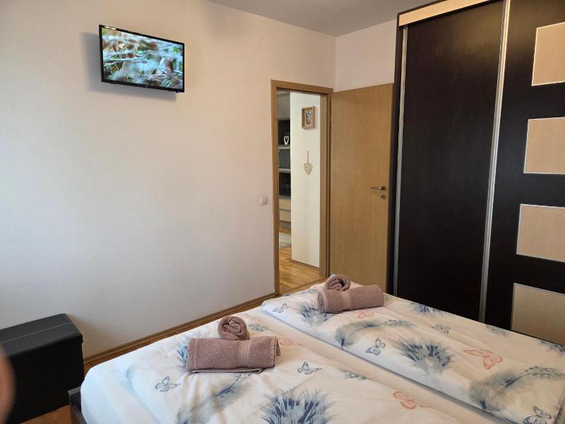 Smiley Apartment - image 2