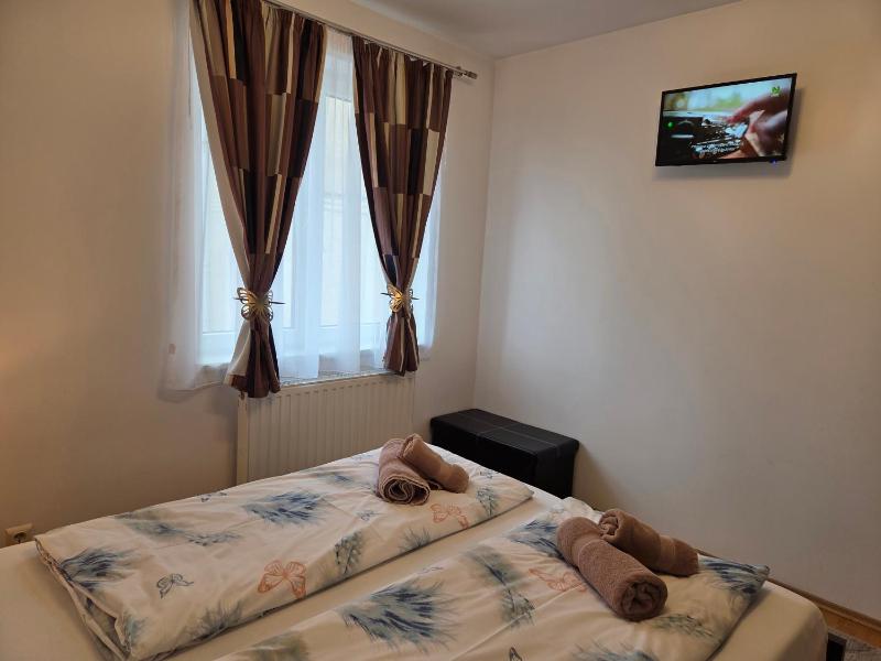 Smiley Apartment - image 14