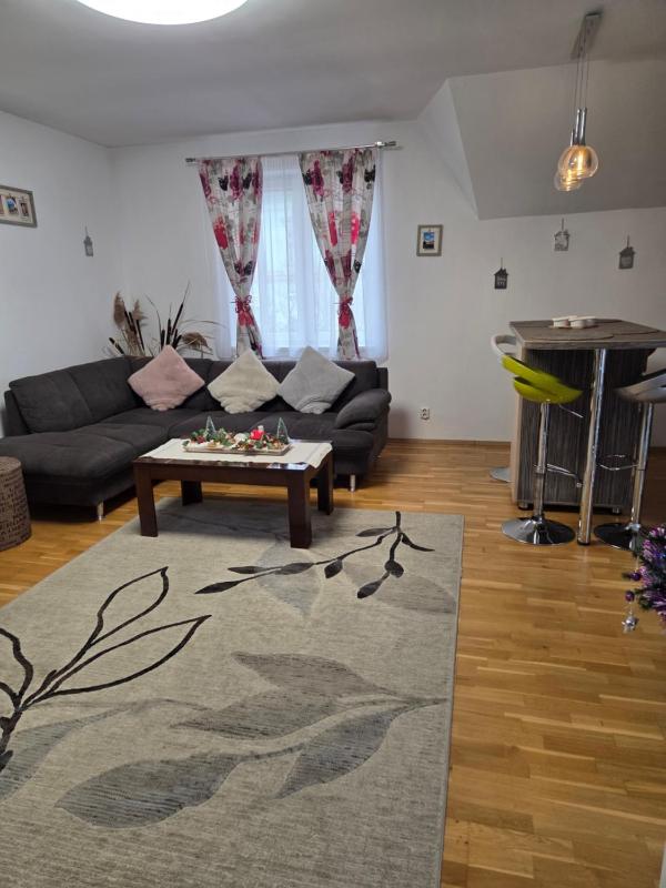 Smiley Apartment - image 33