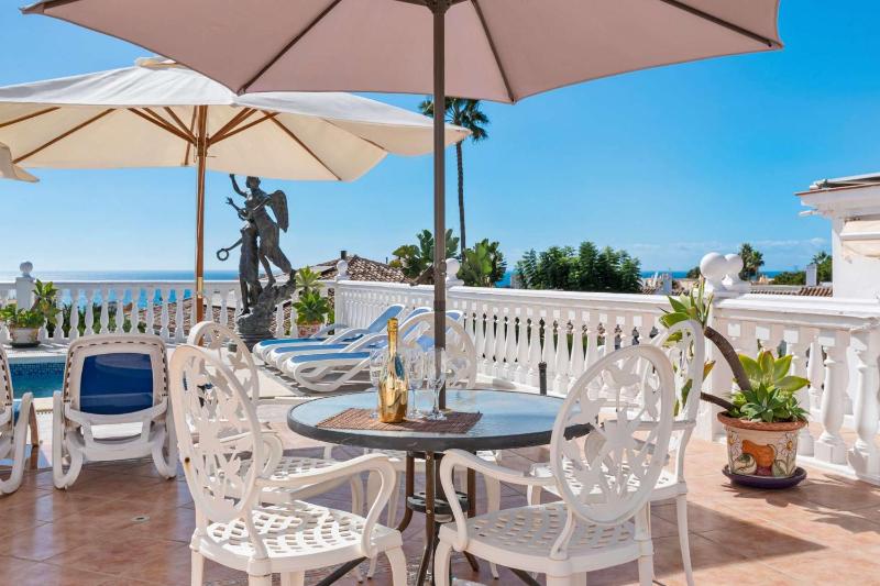 Sea View Villa of Angels 8BR Luxury Estate with Pool Jacuzzi & Terraces Ref 20 - image 37