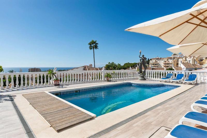 Sea View Villa of Angels 8BR Luxury Estate with Pool Jacuzzi & Terraces Ref 20 - image 32