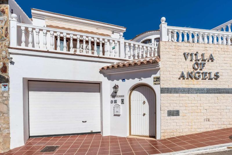 Sea View Villa of Angels 8BR Luxury Estate with Pool Jacuzzi & Terraces Ref 20 - image 13