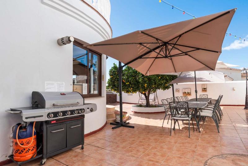 Sea View Villa of Angels 8BR Luxury Estate with Pool Jacuzzi & Terraces Ref 20 - image 41