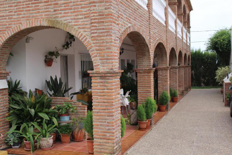 Apartamentos Bolonia Paraiso - image 36