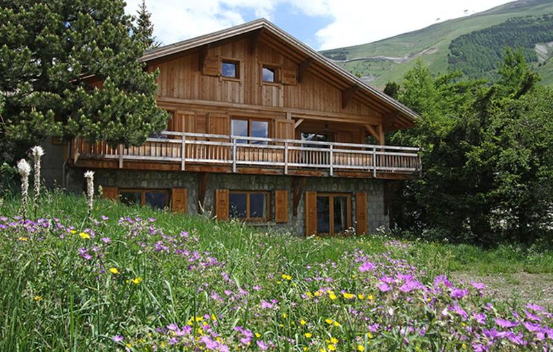 Superior Chalet image 4