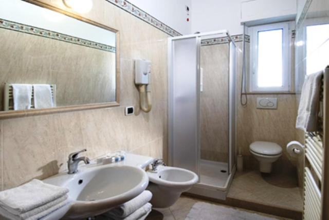 Hotel Le Soleil - image 3