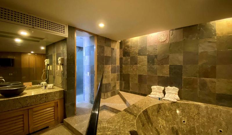 Hotel Lord - image 4