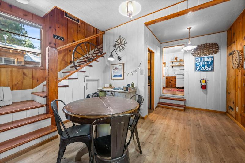 Colibri Cabin - Walk to Lake and Trails - image 16
