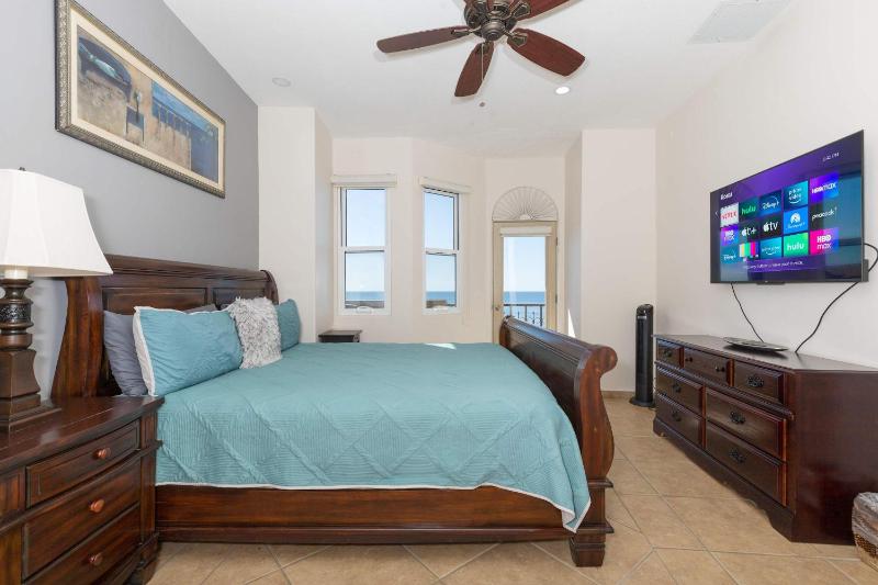 Bella Sirena Resort Premium View Condo - image 13