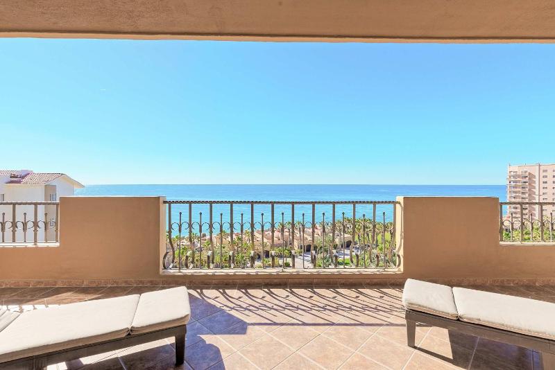 Bella Sirena Resort Premium View Condo - image 9