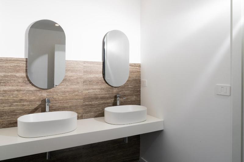 Skyline Boutique Hotel - image 10