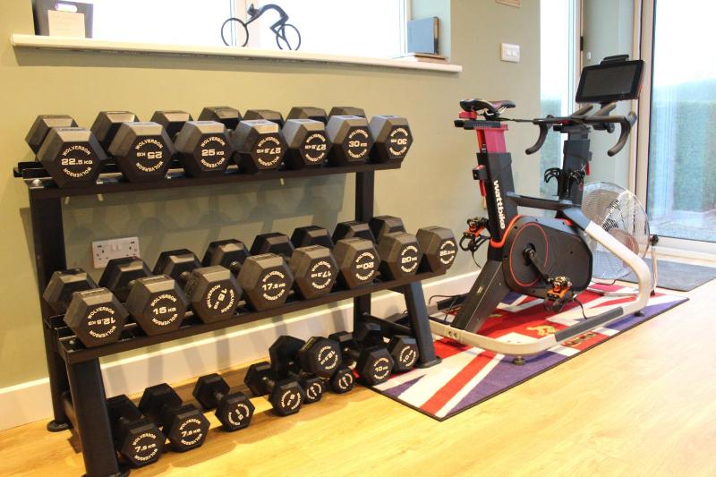 Sunnycroft - Hot tub hire available fitness centre free parking - image 39