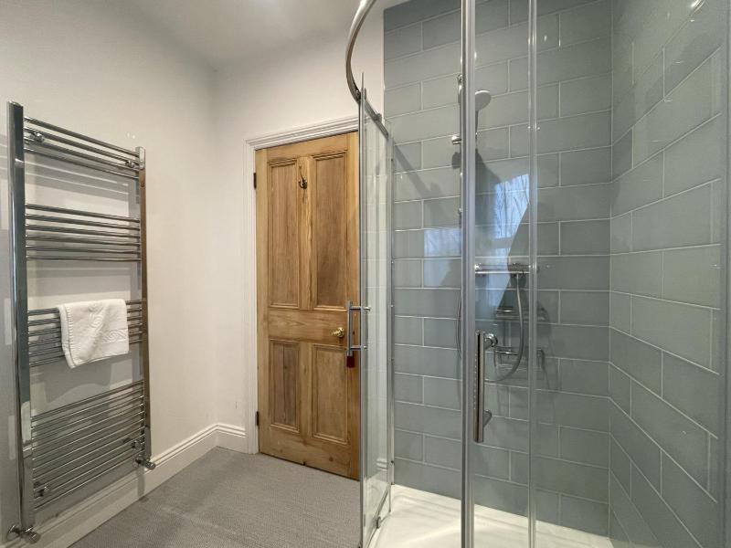 Sunnycroft - Hot tub hire available fitness centre free parking - image 30