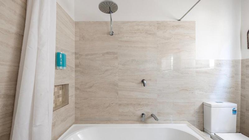 Shoal Bay Beach House & Garden Suite - 200m to iconic beach - image 31