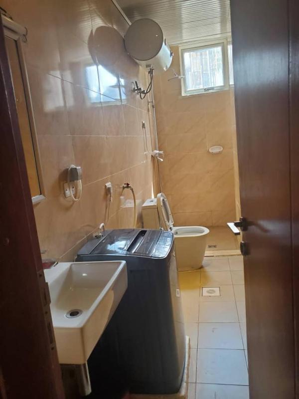 5 bedrooms Apartment at Bole - image 9